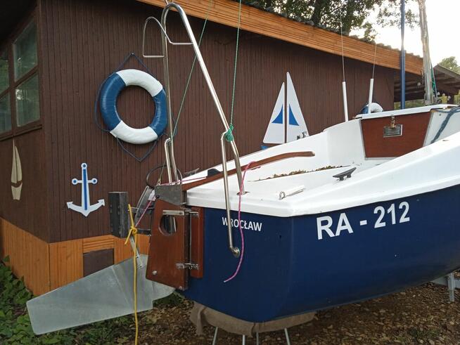 Sprzedam Jacht Foka 2 kompletny, gotowy do pływania.