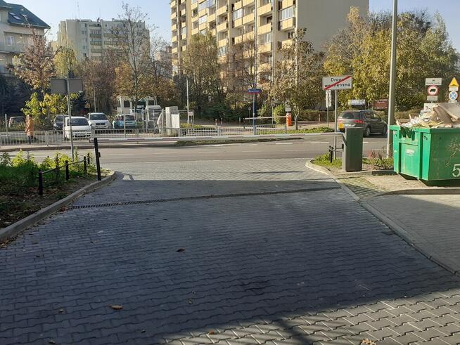 Garaż indywidualny z prądem, Metro Bemowo, Konarskiego 22