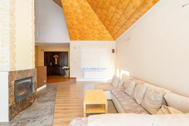 Pęgów - piękny dom dla dużej rodziny