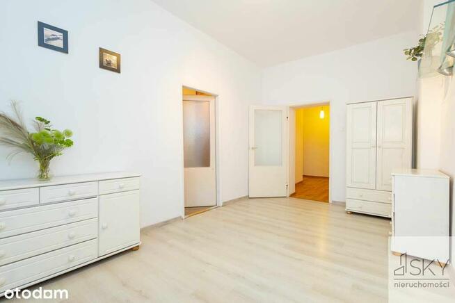 Nadodrze – 2 pokoje w kamienicy, 1. piętro