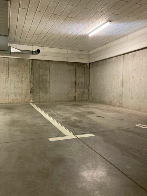 Obniżka ceny. Nowa Cukrownia miejsce w garażowcu nr. 11