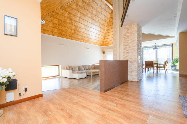 Pęgów - piękny dom dla dużej rodziny