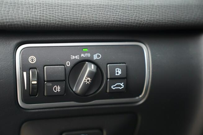 Volvo XC 60 SUMMUM nawi panorama HARMAN bixenon-led SKÓRA el.klapa EL.FOTELE