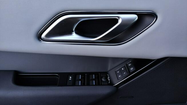 Land Rover Range Rover VELAR 2,0 ON 205 KM Wyposażenie S Automat Salon PL Bezwypadkowy