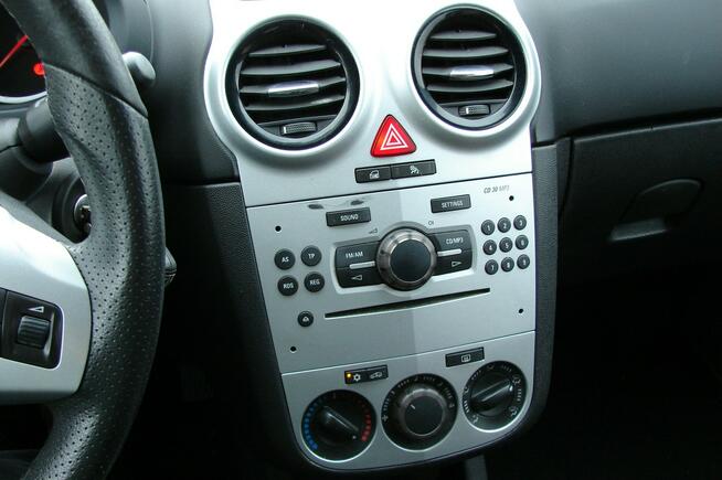 Opel Corsa 1,2 Benzyna - Super stan