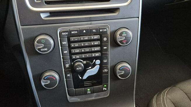 Volvo V60 2.0 D2 120KM Navi Led Climatronic Pdc Serwis