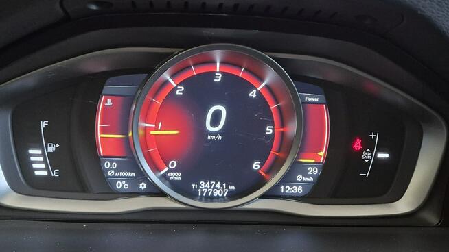 Volvo V60 2.0 D2 120KM Navi Led Climatronic Pdc Serwis