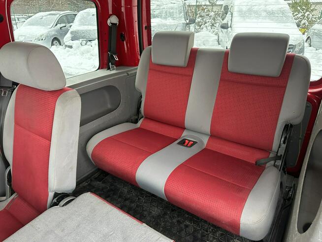Volkswagen Caddy 2,0 TDI, 7 miejsc, podwójne drzwi suwane, hak ,klimatronic, z Niemiec