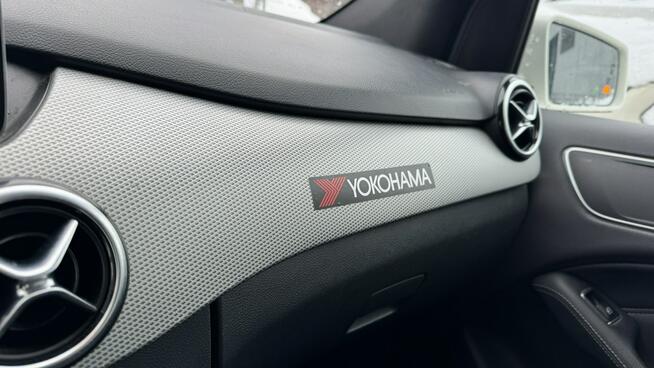 Mercedes B 250 4Matic Aut. Skóra Kamera El.fotele + pamięć Ledy Navi PL Czarny sufit