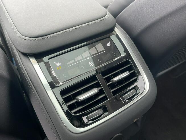 Volvo XC 90 EU T8 AWD 7 OS. Skóra Pamięć Kamery360 Harman HAK