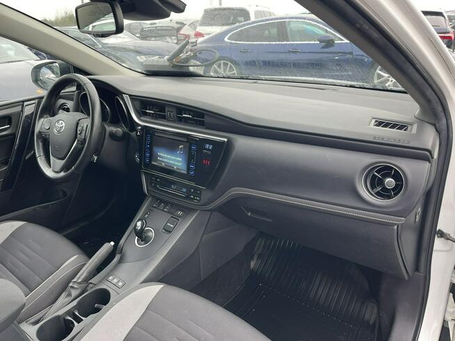 Toyota Auris Hybryda Automat Klimatronik Kamera Podgrzewanie