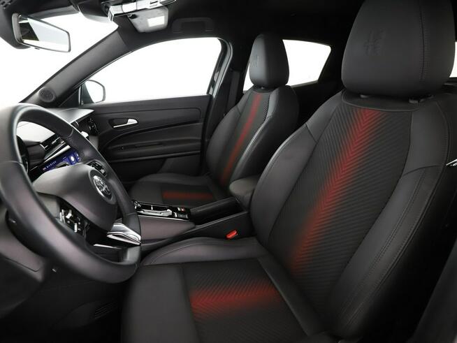 Alfa Romeo Junior automat full LED virtual cocpit navi klima auto kamera i czujniki park