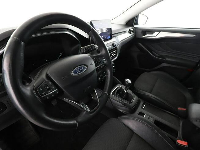 Ford Focus Navi czujniki parkowania Klimatyzacja Podgrzewane fotele Bluetooth