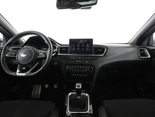 Kia Pro_cee'd GT 204KM alcantara navi kamera grzane fotele JBL tempomat