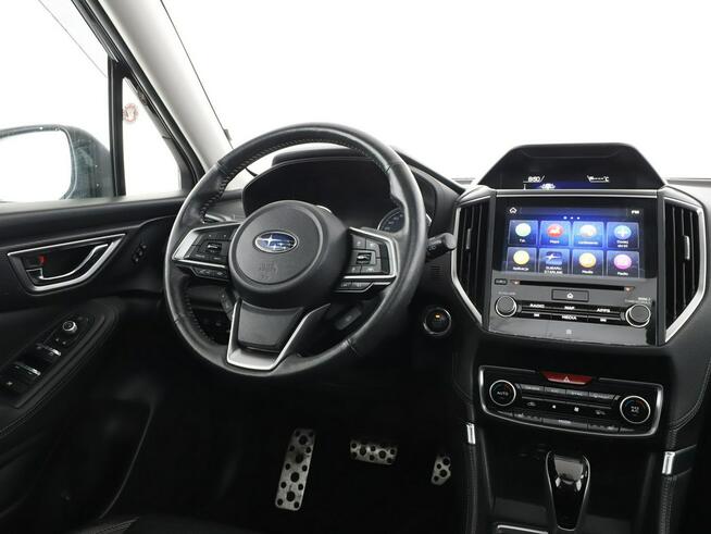 Subaru Forester LPG 4x4 automat skóra panorama full LED navi kamera i czujniki parkowa