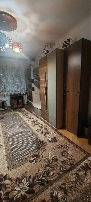 Sprzedam 2 ustawne pokoje z osobną widną kuchnią w centrum