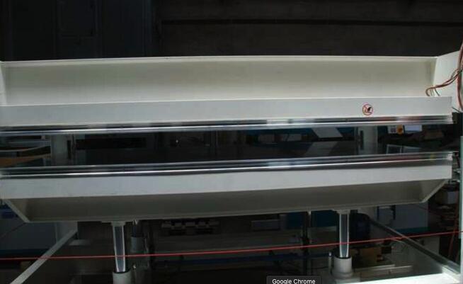 Półkowa prasa hydrauliczna ICOTET CON 2