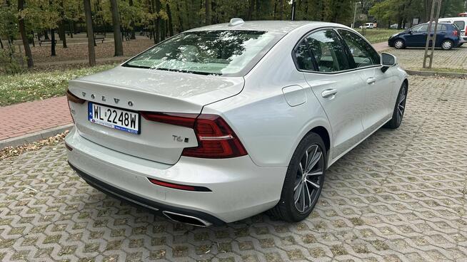 VOLVO S60 BENZYNA 2,0 T6 310KM AWD MOMENTUM PRO