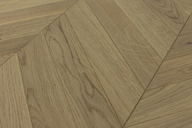 Podłoga drewniana warstwowa DĄB PORCELAIN CHEVRON JODŁA FRAN