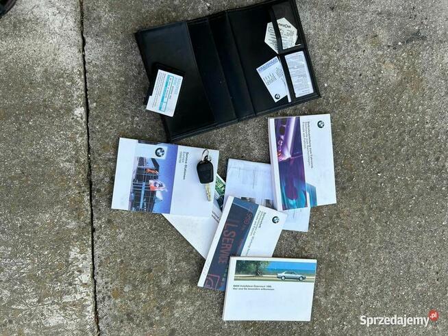 BMW 523 samochód osobowy 1998r