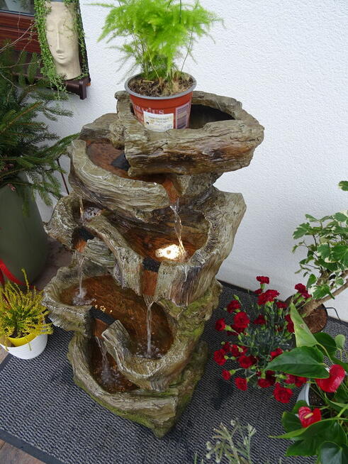 Fontanna Ogrodowa Dekoracyjna Wodny Skalnik wys. 103 cm