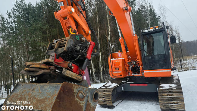 Doosan Dx235