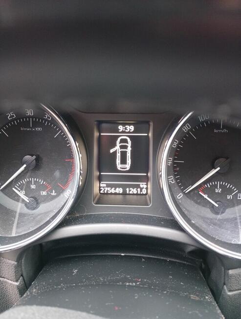 Sprzedam samochód osobowy marki Skoda Superb y