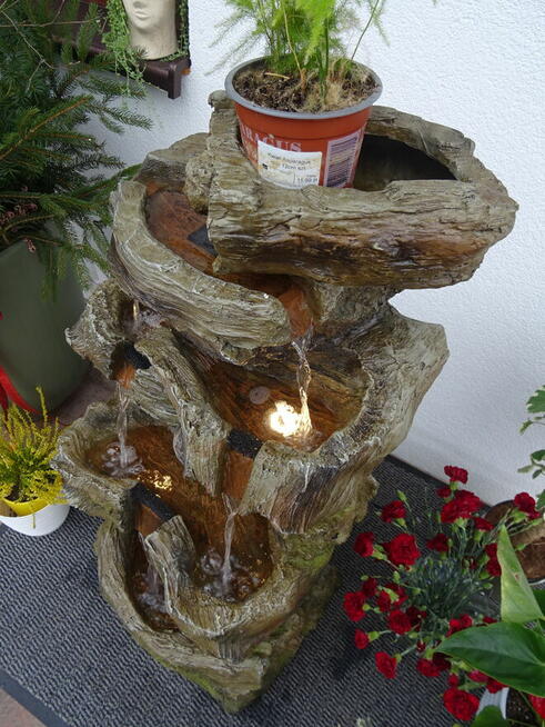 Fontanna Ogrodowa Dekoracyjna Wodny Skalnik wys. 103 cm