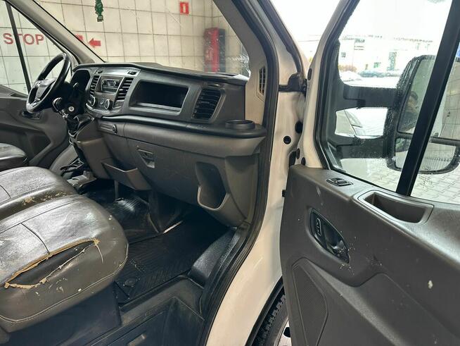Sprzedam samochód Ford Transit z wywrotką 2.0 diesel z 2019