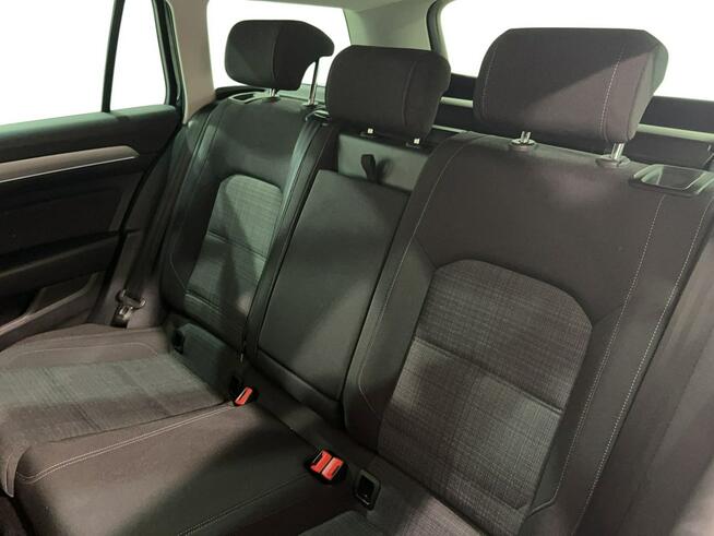 Volkswagen Passat 1.5 TSI EVO Business DSG Kombi