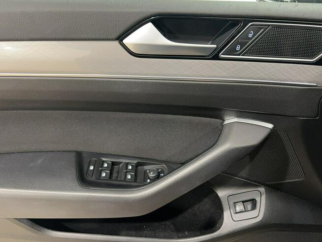 Volkswagen Passat 1.5 TSI EVO Business DSG Kombi