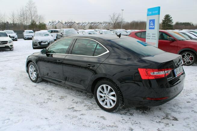 Škoda Superb Ambition DSG Nawigacja netto 73 089 PLN Gwarancja Virtual