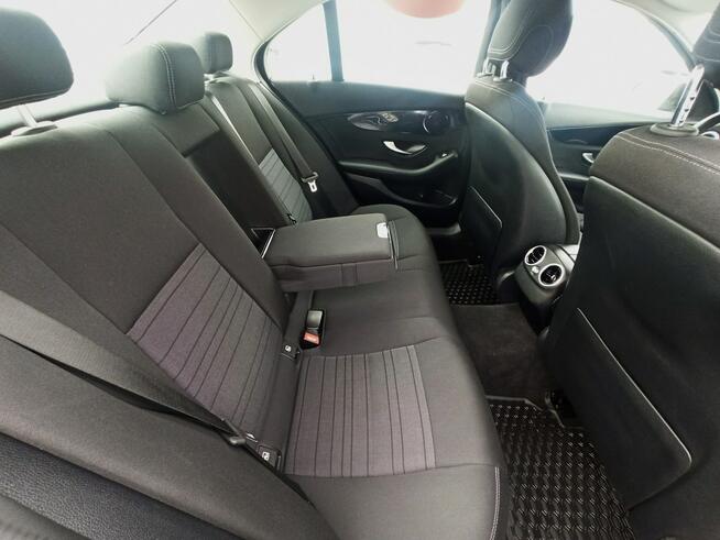 Mercedes C 180 Salon, I właściciel, bezwypadkowy, II kpl kół