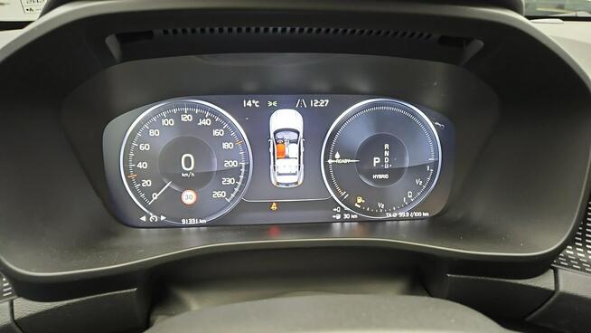 Volvo XC 40 1.5 T5 Plug-In Hybrid R-Design ! Z Polskiego Salonu ! Faktura VAT !