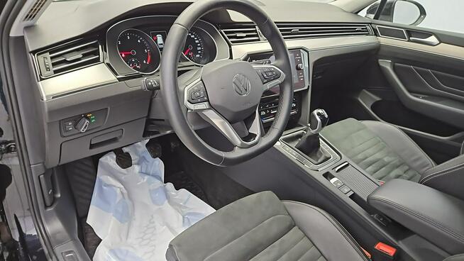 Volkswagen Passat Variant 2.0 TDI EVO Elegance ! Z Polskiego Salonu ! Faktura Vat !