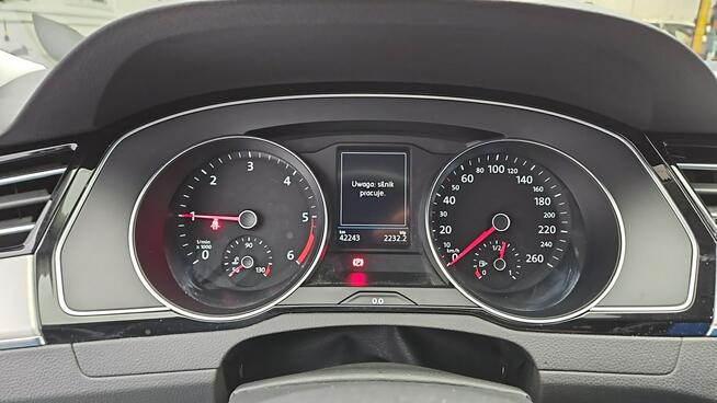 Volkswagen Passat Variant 2.0 TDI EVO Elegance ! Z Polskiego Salonu ! Faktura Vat !