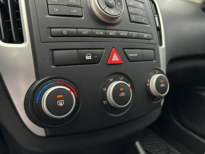 Kia Ceed 1.4 benzyna 105km KLIMATYZACJA bezwypadek SERWIS 2012
