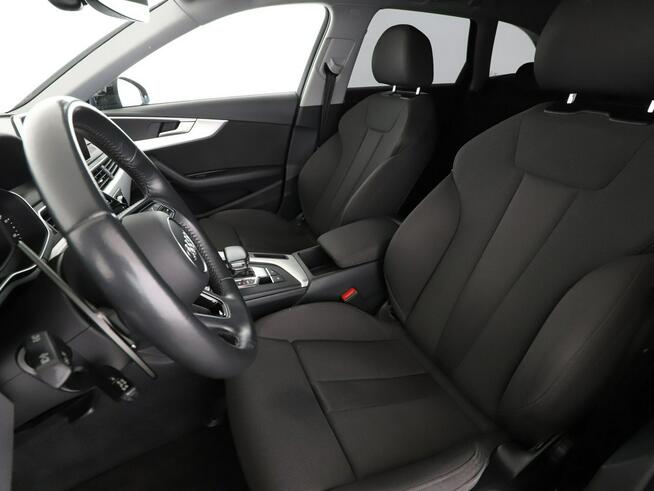 Audi A4 automat full LED virtual cocpit klima (3 strefy) navi grzane fotele