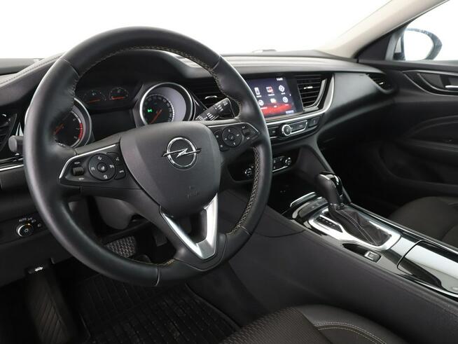 Opel Insignia INNOVATION automat półskóra navi BOSE grzane fotele PDC tempomat FullL
