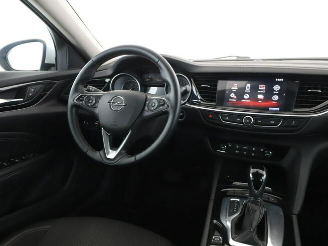 Opel Insignia INNOVATION automat półskóra navi BOSE grzane fotele PDC tempomat FullL
