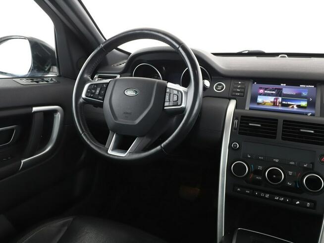 Land Rover Discovery Sport 2.0d Automat HSE AWD Panorama Navi Tempomat Grzana Skóra Xenon Kamera