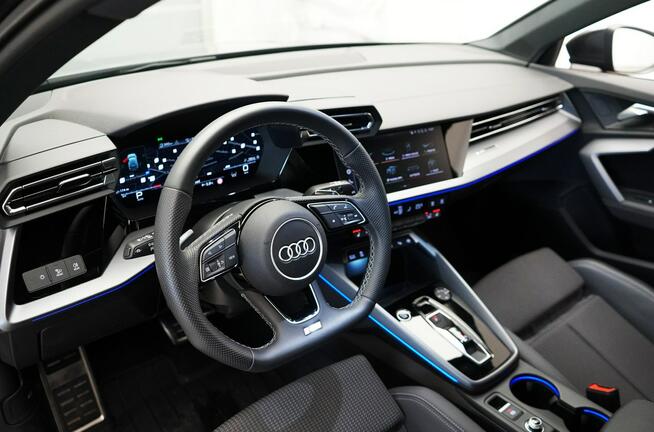 Audi A3 35 TFSI Stronic S-line Matrix Ambient ACC Kamera SalonPL