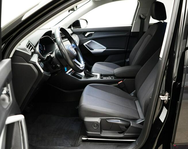 Audi Q3 35TFSI 150KM Stronic Tempomat Led Kamera SmartphoneInterface Alu17