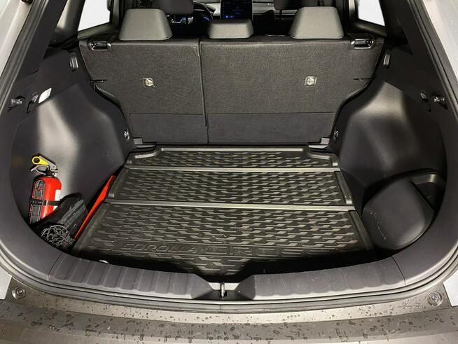 Toyota Corolla Cross VAT 23% Style 2.0 hybrid 197KM e-CVT 2022/2023 r., salon PL, I wł.