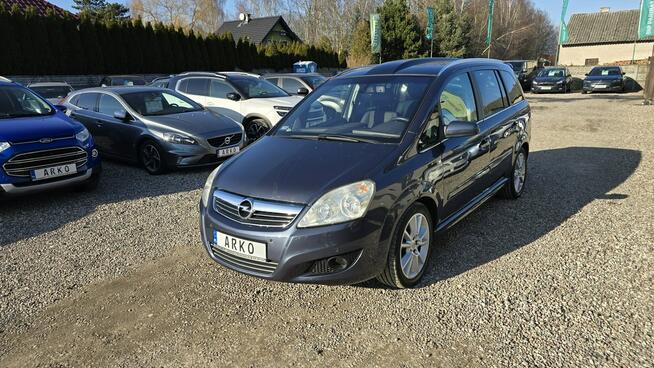 Opel Zafira 7 miejsc, 2x alufelgi, Panorama, serwisowany