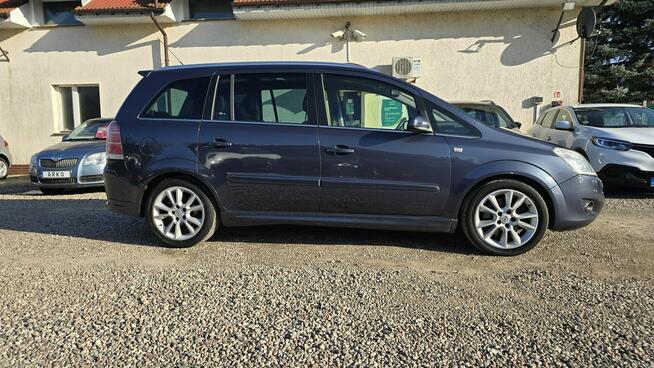 Opel Zafira 7 miejsc, 2x alufelgi, Panorama, serwisowany