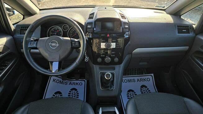 Opel Zafira 7 miejsc, 2x alufelgi, Panorama, serwisowany