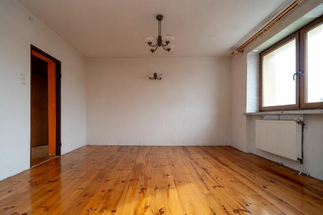 Dom jednorodzinny 160,6 m² z dużą działką 5552 m² – Koło, ul