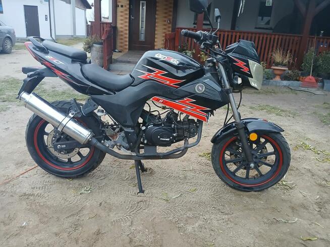 Benzer BOLT 125cc