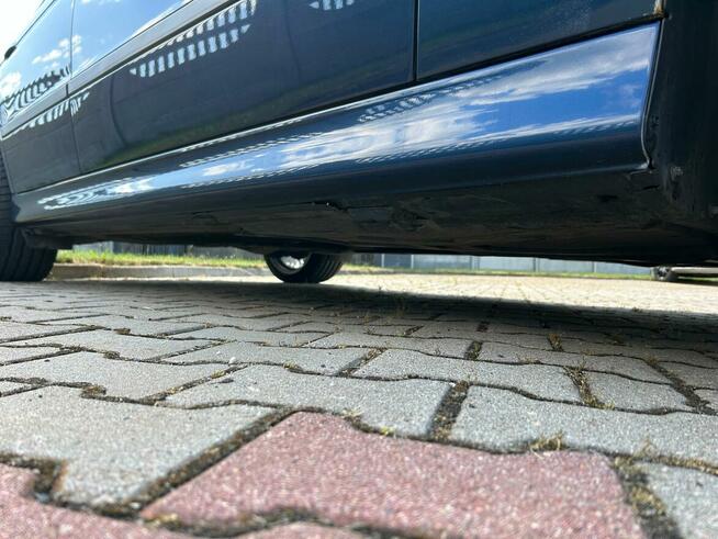 BMW 523 samochód osobowy 1998r